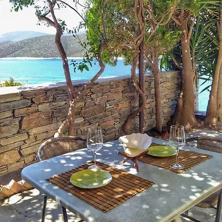 Marmari Megali Ammos Oasis Studio's