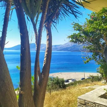 Marmari Megali Ammos Oasis Studio's